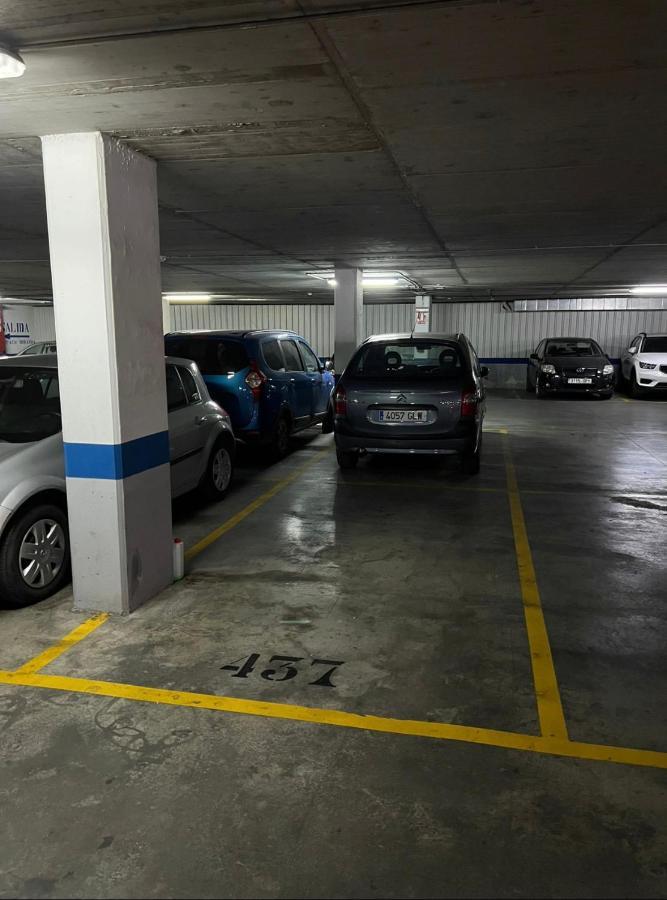 Genuar Apartments Malaga Center. Free Parking מראה חיצוני תמונה